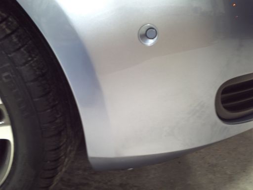  Volkswagen (VW) Golf after repair work carried out by our fully trained and experienced technicians, plastic welding crack, refinishing and painting repair to match the bumper, repairing the accident damage of the large crack in the RH front bumper 
